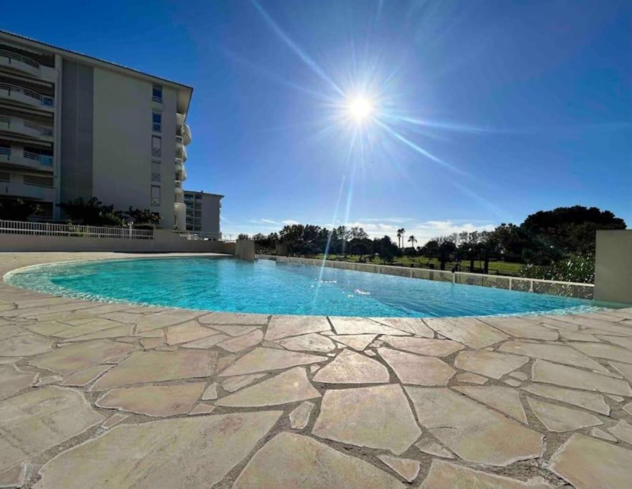 Il Gioiello : Apt 2 Pers, Clim, Piscine, Parking Antibes Ngoại thất bức ảnh